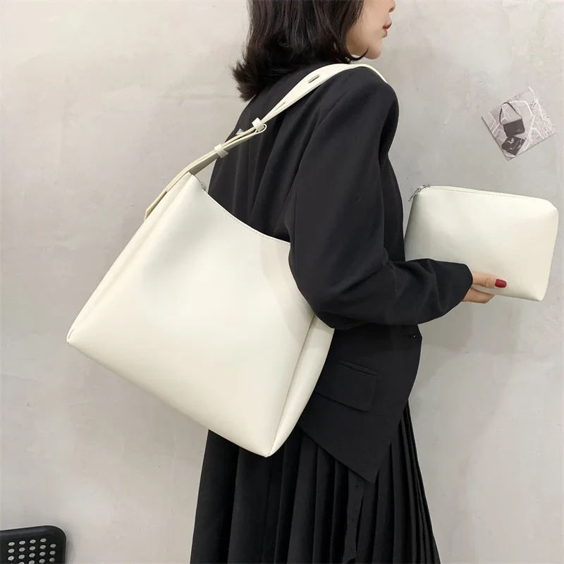 Borsa Tote in Pelle alla Moda  - Women Bags 2026 Trends recensione e prezzo