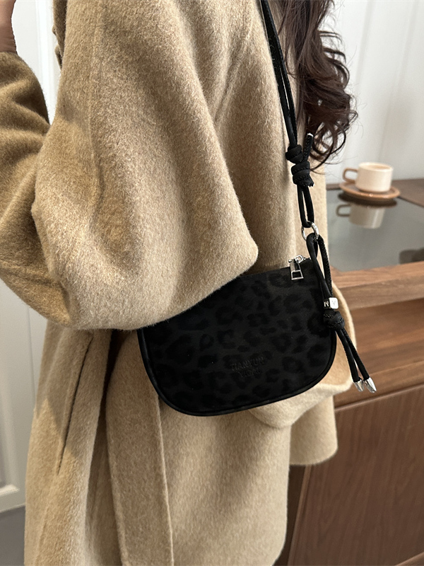 Borsa a tracolla opaca di tend - Women'S Young Bags recensione e prezzo